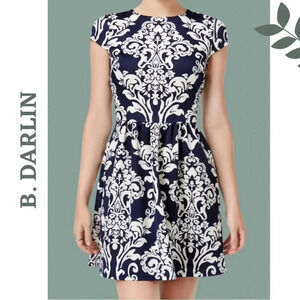 B Darlin Short Sleeve Fit and Flare Blue White Filigree Print Dress Size 2